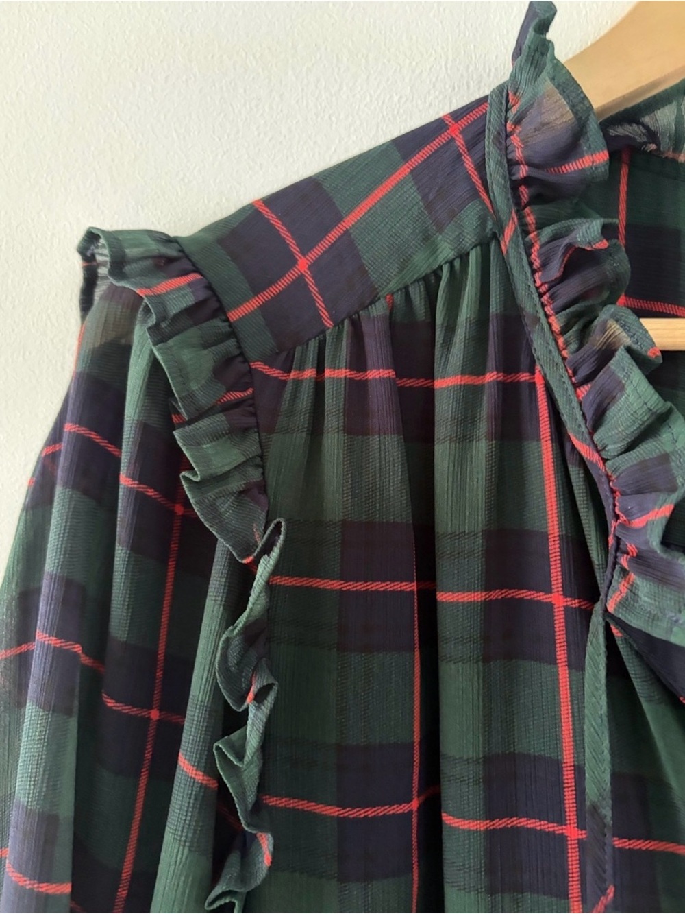 J. Crew XL Black Red + Green Tie Neck Tartan Plaid Holiday Ruffle Dress - Picture 7 of 14